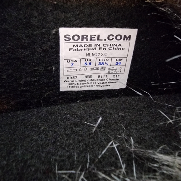 Sorel Cate The Great Black and Tan Lace-Up Fur Boots Size 7 So Warm And Comfy - Picture 7 of 7